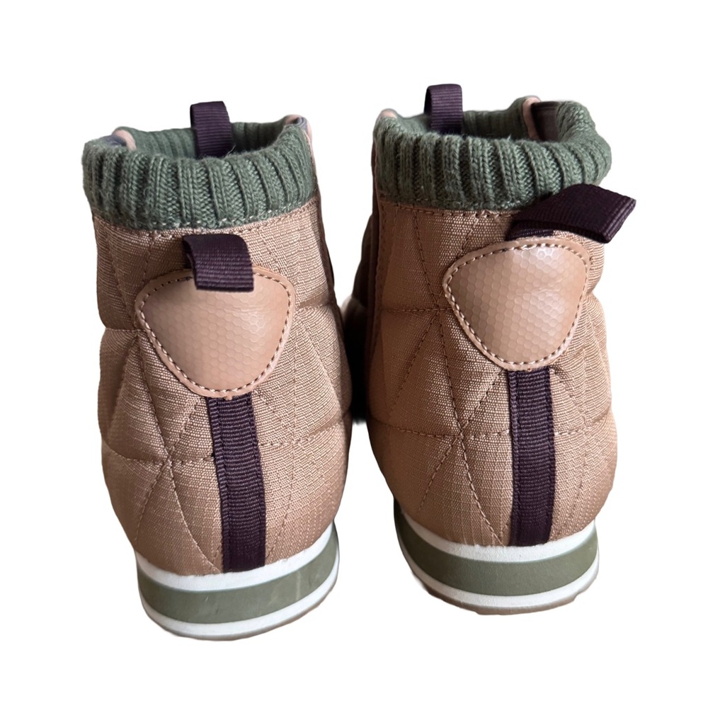 Teva ReEmber Quilted Hiking Boots | Women’s Size 9 - Picture 3 of 6